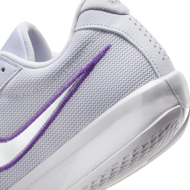 Nike G.T. Cut Academy Women's Basketball Shoes Product Image