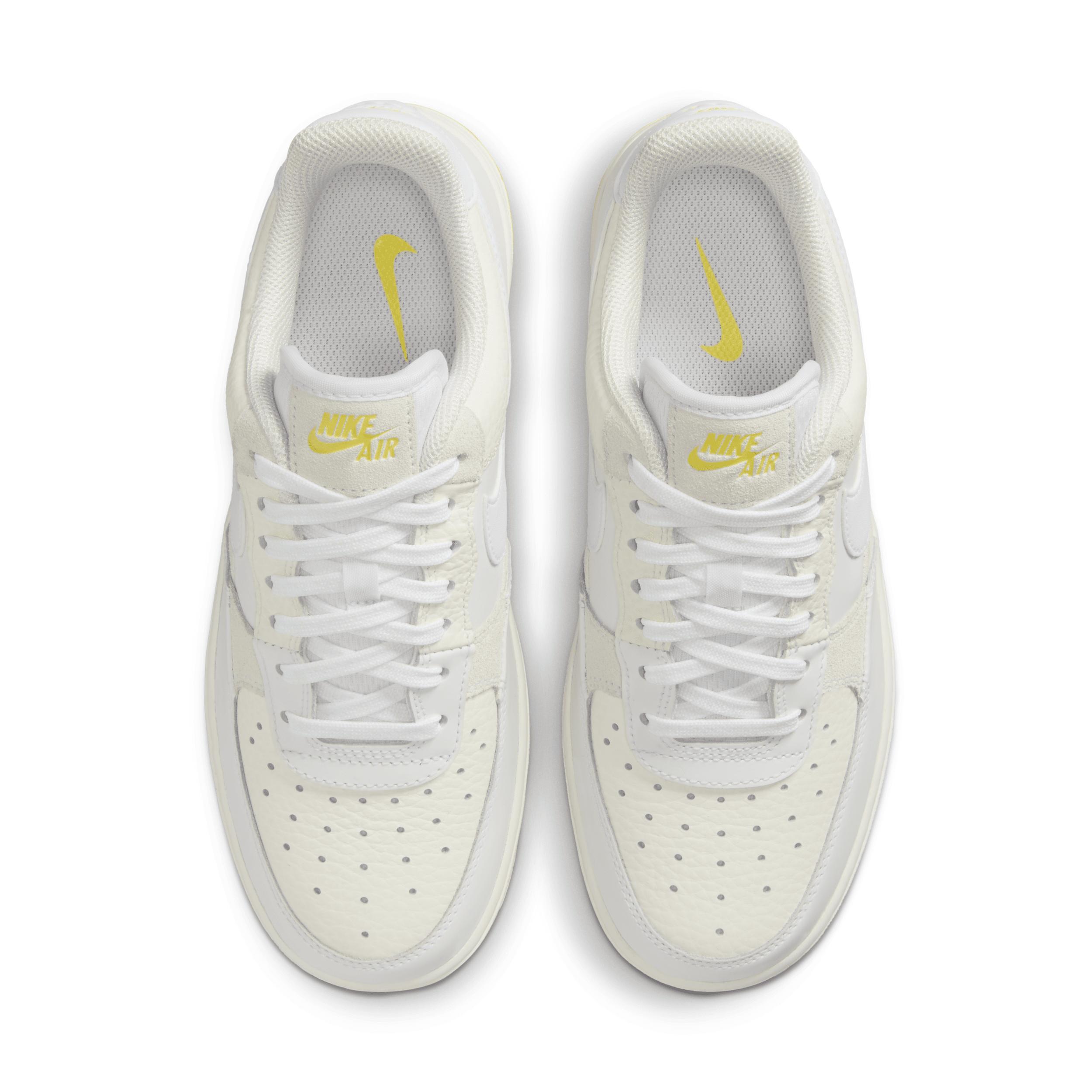 Nike Women's Air Force 1 '07 Low Shoes Product Image