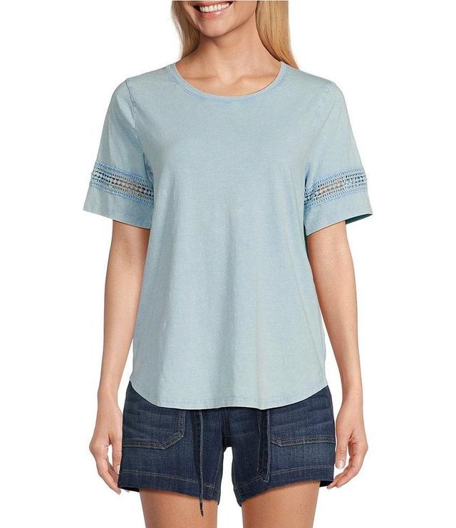 Leo & Nicole Stretch Acid Wash Crew Neck Short Crochet Trim Sleeve Knit Tee Shirt Product Image