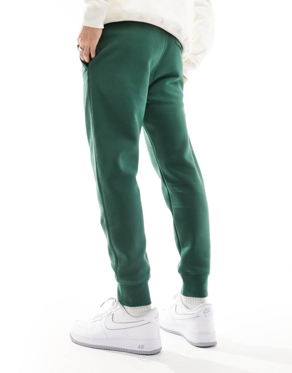 Nike Club fleece sweatpants in deep green  Product Image