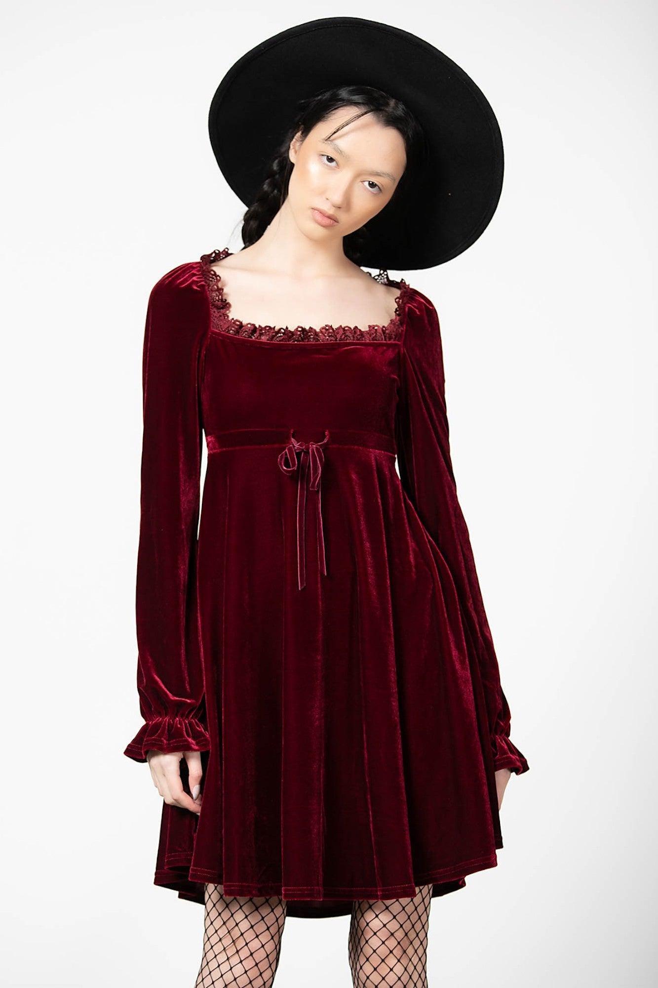 Imperia Long Sleeve Velvet Dress [BLOOD] Female Product Image