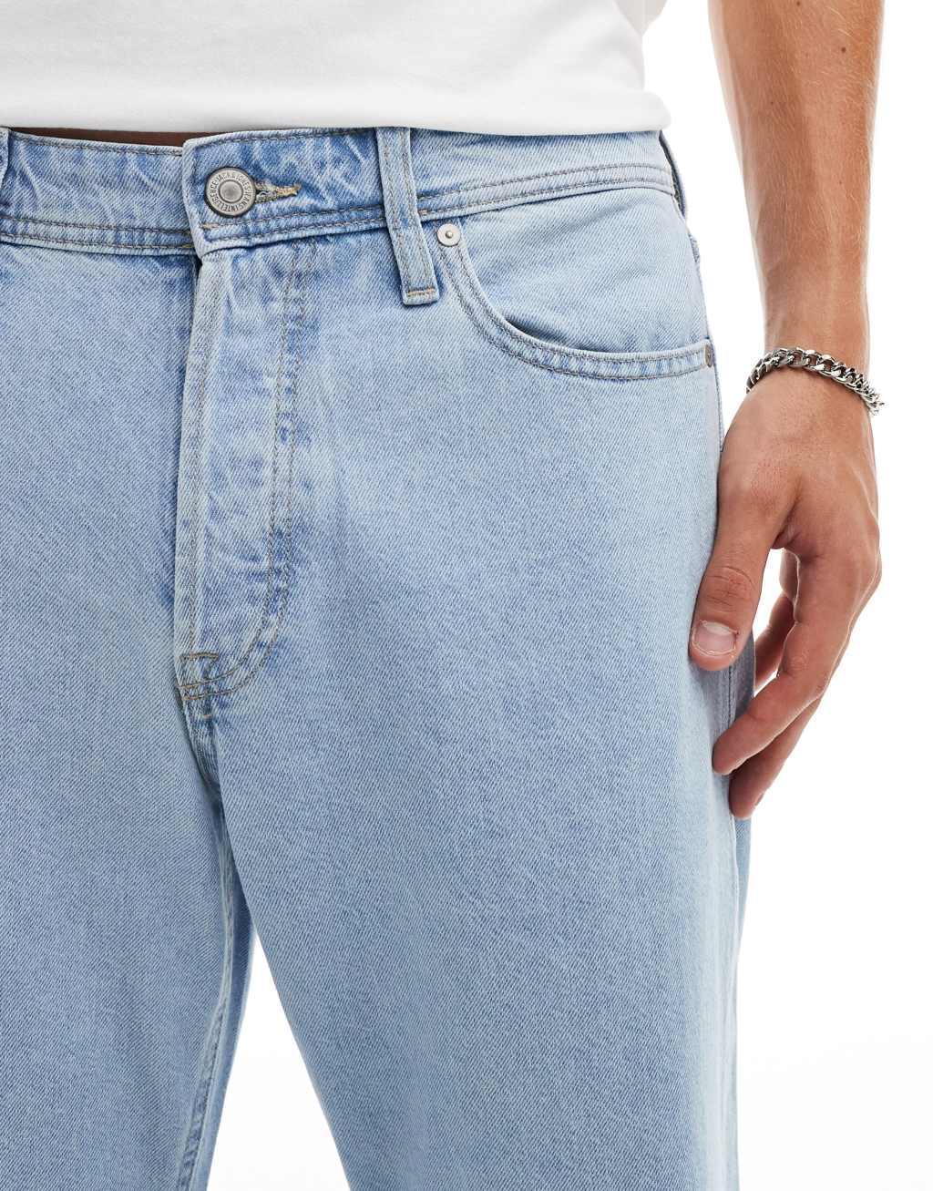 Jack & Jones Eddie loose fit jeans in light blue wash Product Image