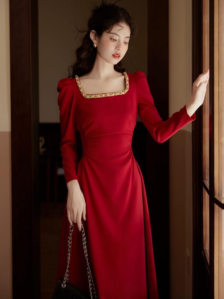 Long Sleeve Square Neck Plain Ruched A-Line Midi Dress Product Image