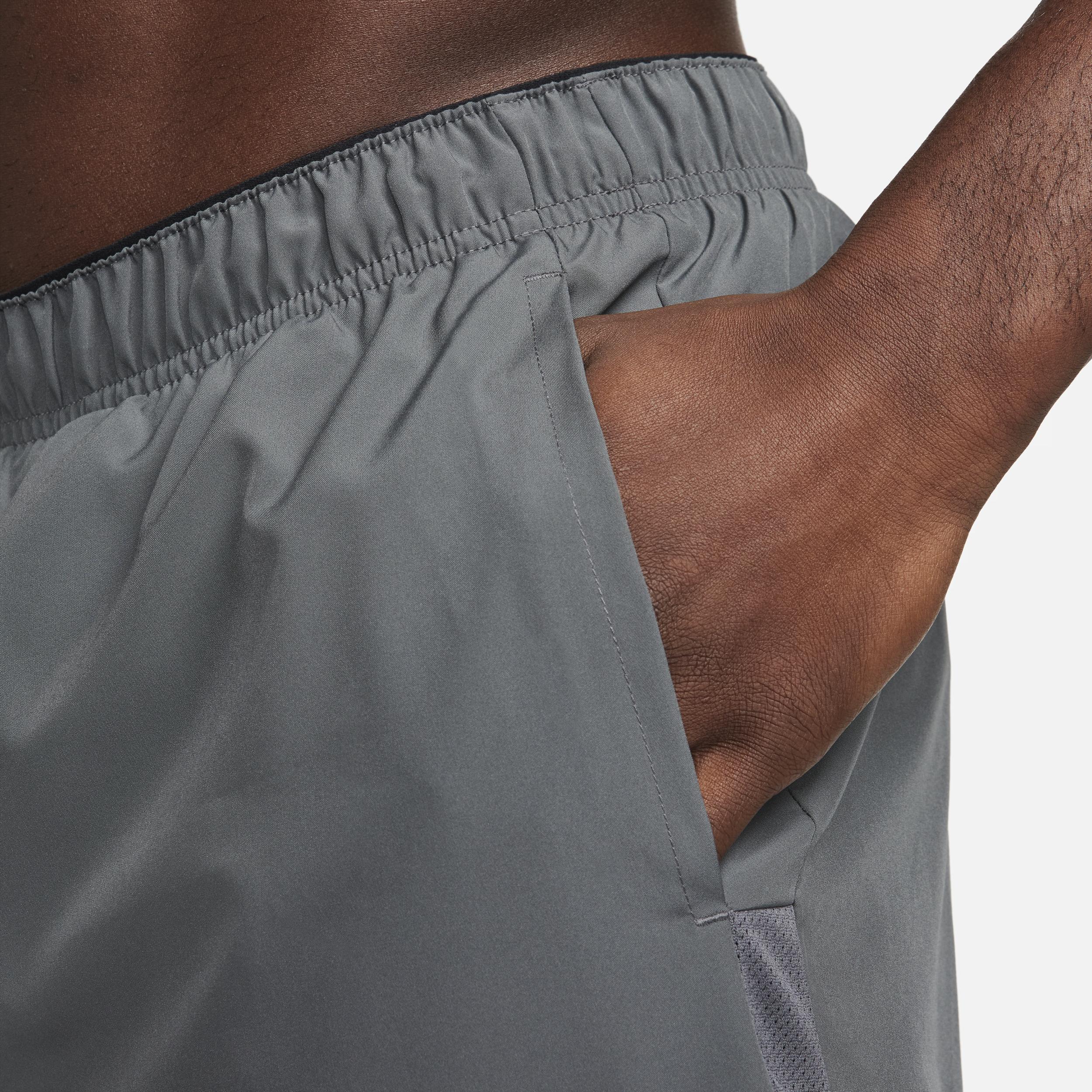 Nike Men's Challenger Flash Dri-FIT 5" Brief-Lined Running Shorts Product Image