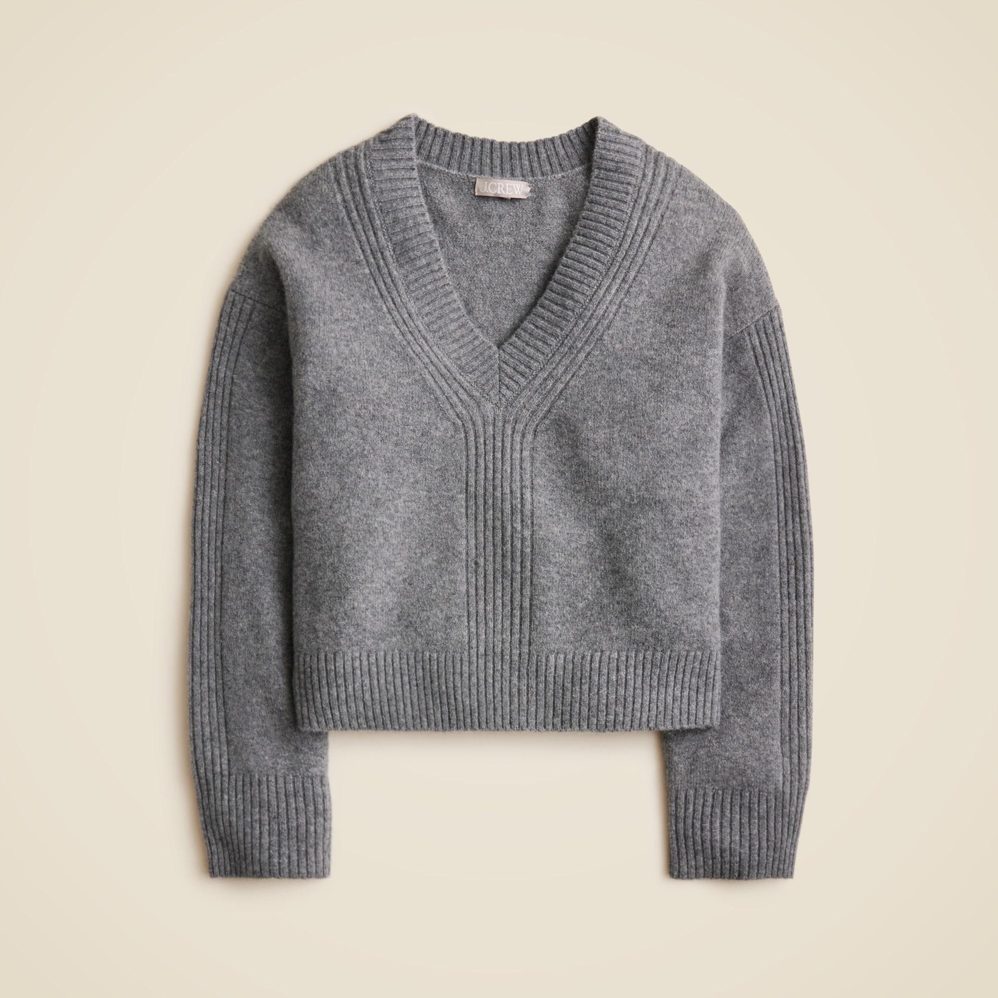 Relaxed V-neck sweater in Supersoft yarn Product Image