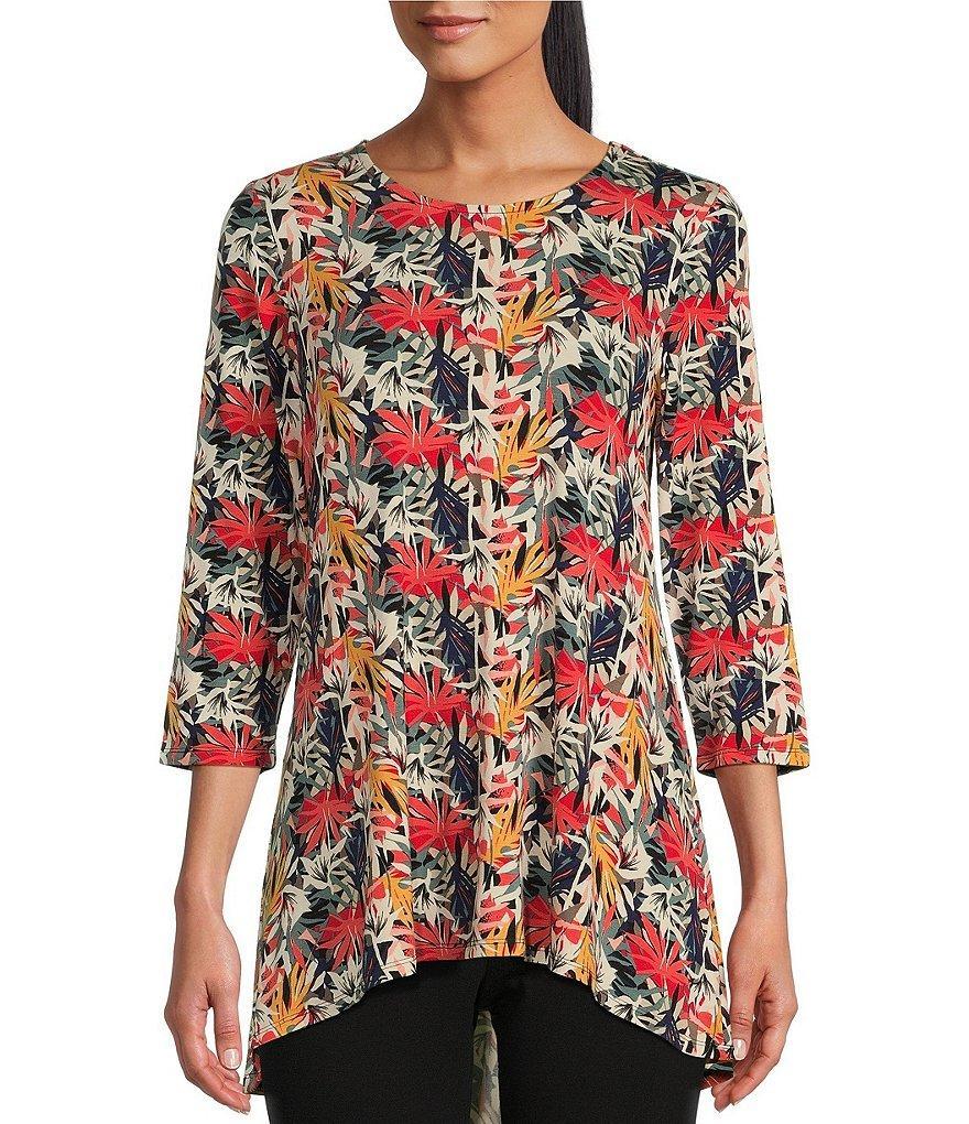 Intro Tropical Floral Print Scoop Neck 3/4 Sleeve Pleated Back High-Low Hem Legging Tee Shirt Product Image