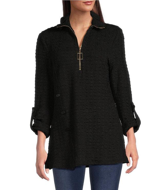 Calessa Knit Textured Quarter Zip 3/4 Sleeve Top Product Image