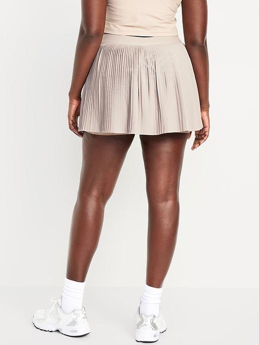 Extra High-Waisted StretchTech Micro-Pleated Skort Product Image