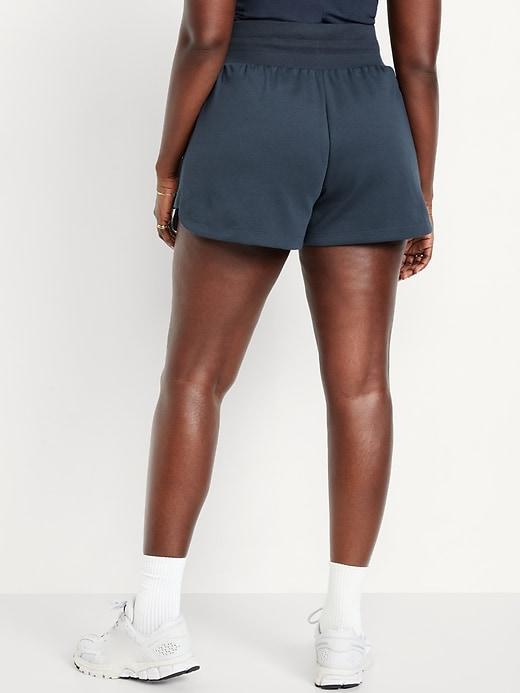 Extra High-Waisted Dynamic Fleece Shorts Product Image