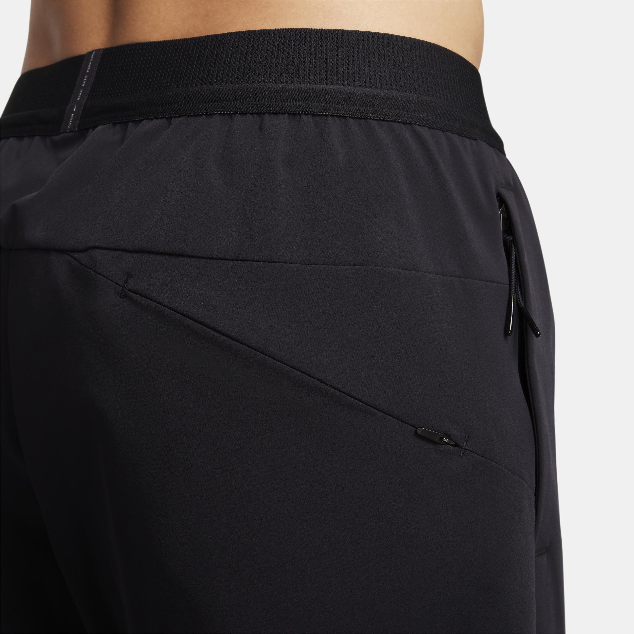 Nike Men's A.P.S. Dri-FIT Woven Versatile Pants Product Image