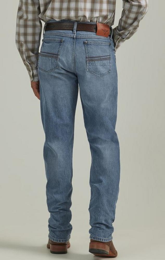 Wrangler 20X® Men's No. 44 Light Wash Slim Straight Leg Jeans Product Image