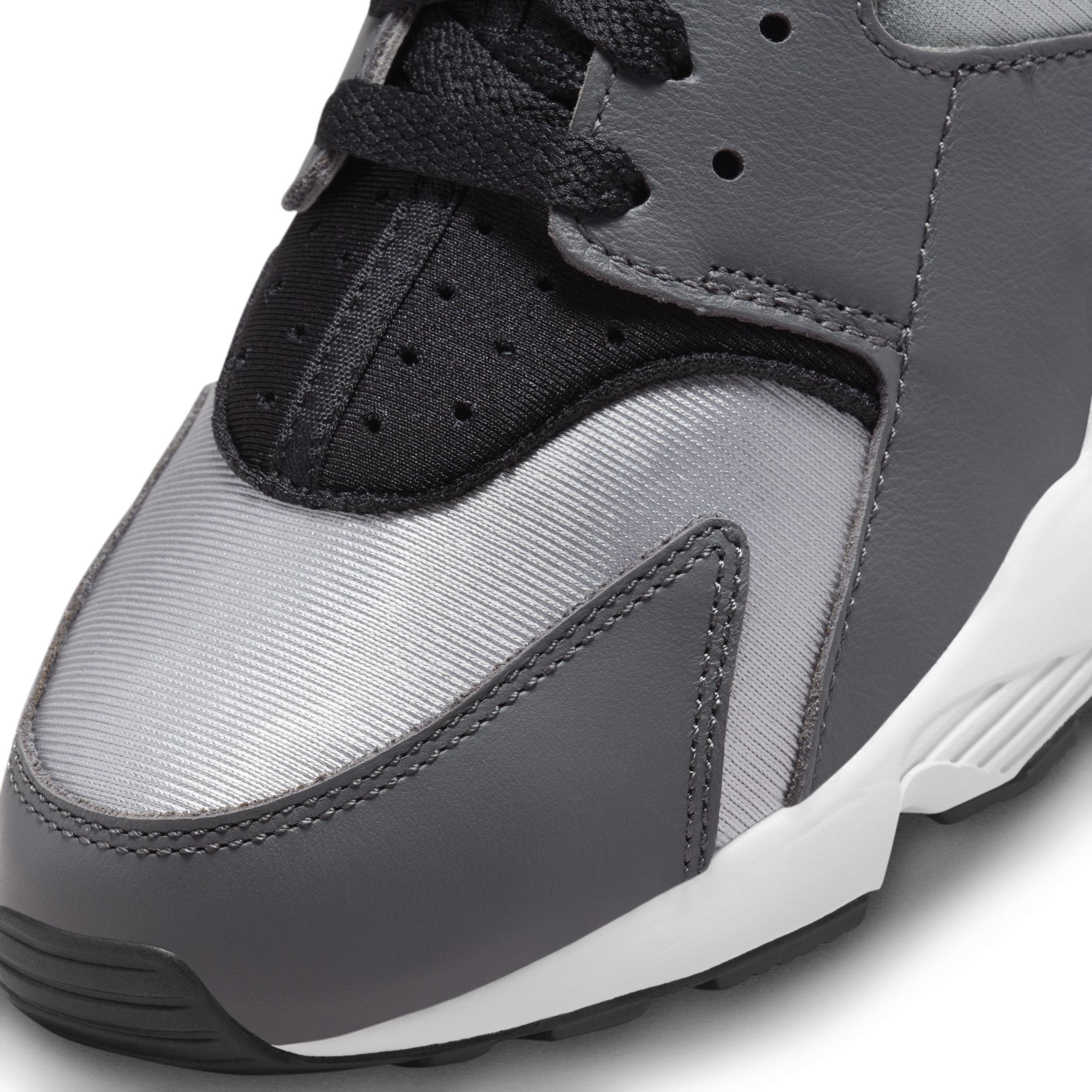 Nike Mens Air Huarache Casual Shoes Product Image