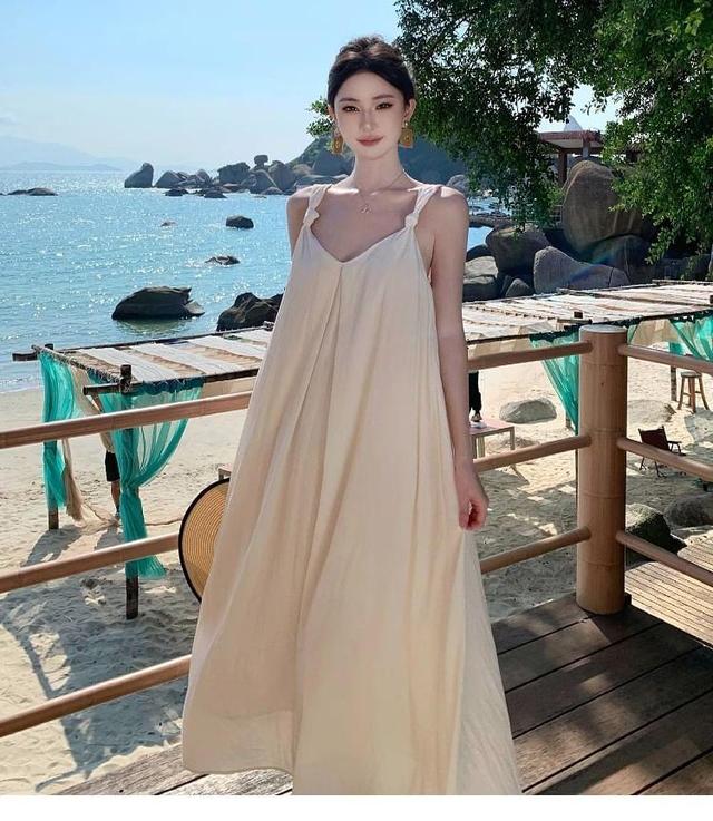 Sleeveless Open Back Plain Maxi A-Line Dress Product Image