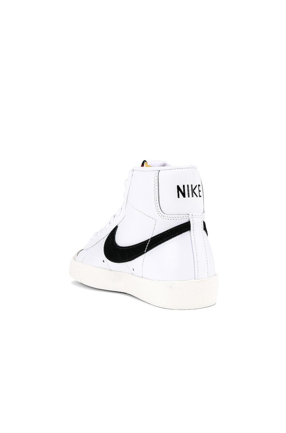 Blazer Mid '77 Vintage Nike Product Image