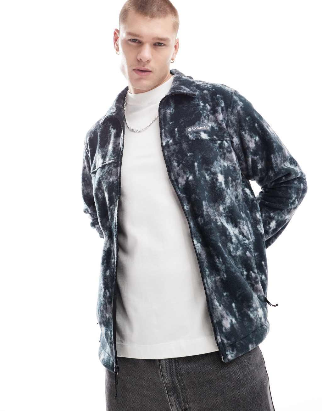 Columbia Steens Mountain printed jacket in gray Product Image