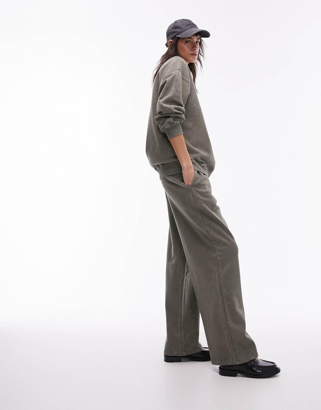 Topshop plain straight leg sweatpants in khaki - part of a set Product Image