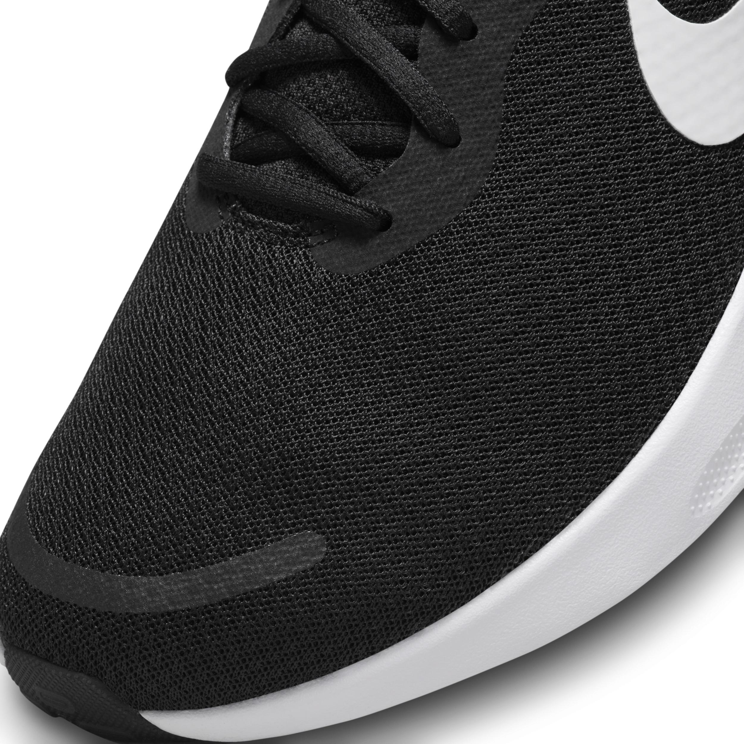 Nike Men's Revolution 7 Road Running Shoes (Extra Wide) Product Image