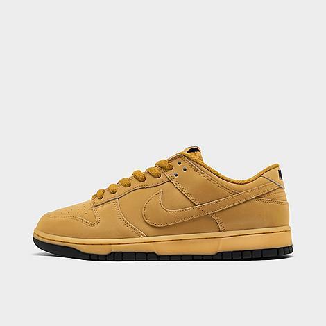 Mens Nike Dunk Low Retro SE Casual Shoes Product Image