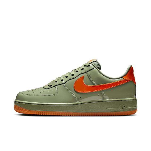 Nike Men's Air Force 1 '07 Premium Shoes Product Image