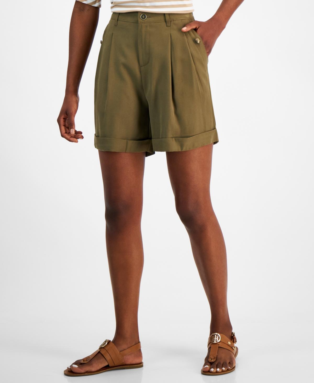 Tommy Hilfiger Womens Pleated Elastic-Back Chino Shorts Product Image