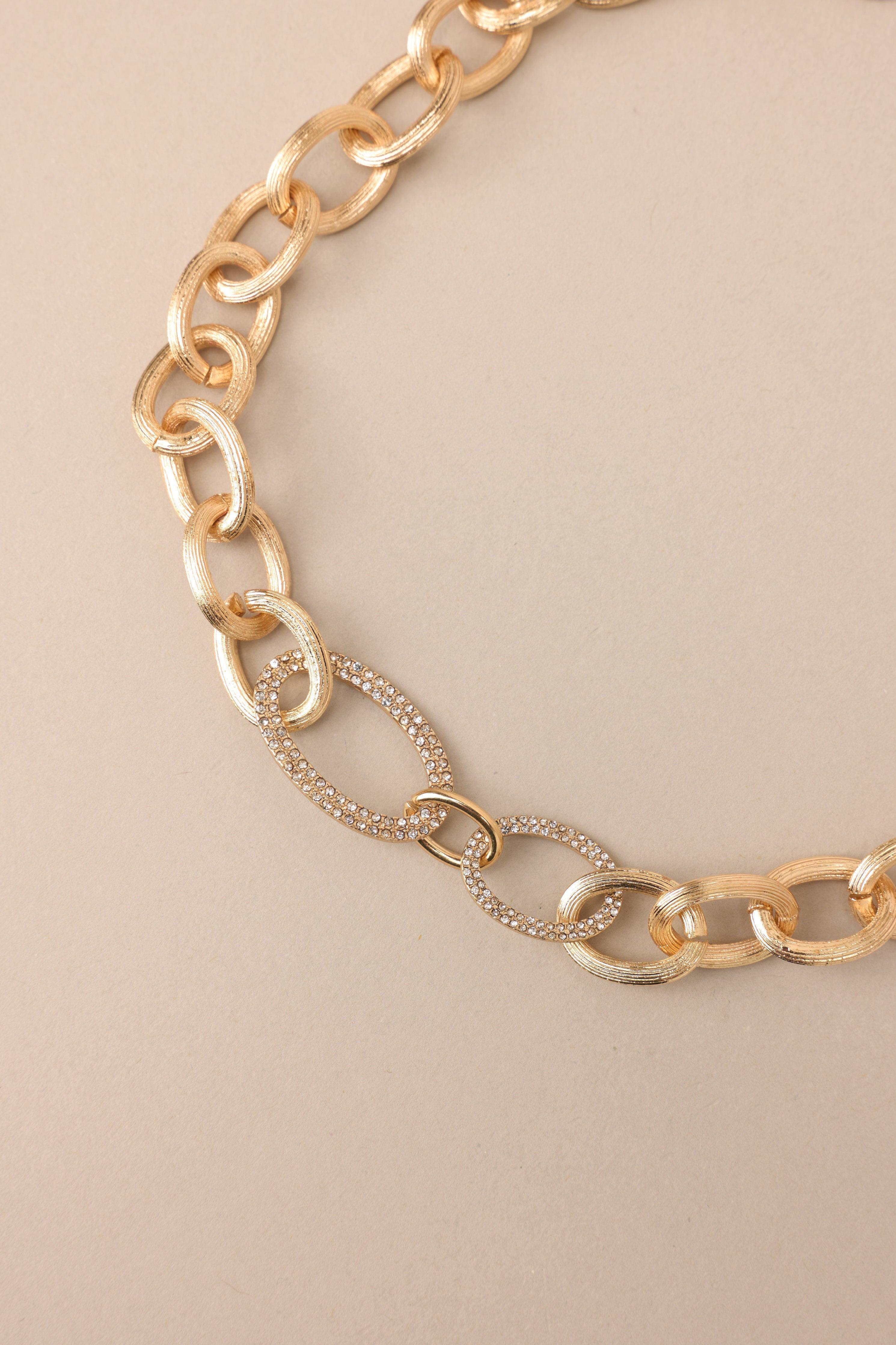 Stunning Everyday Gold Necklace Product Image