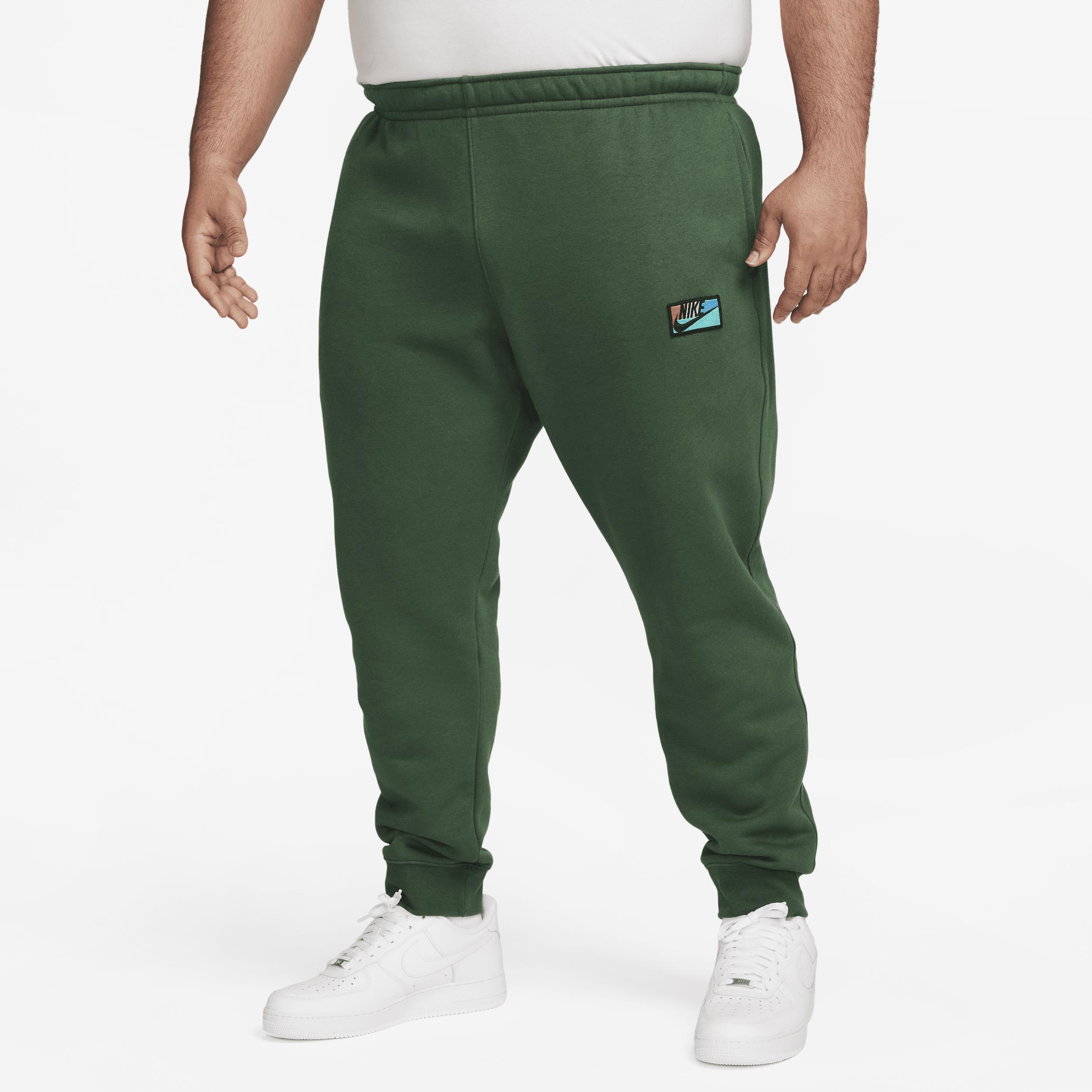 Nike Men's Club Fleece Fleece Pants Product Image