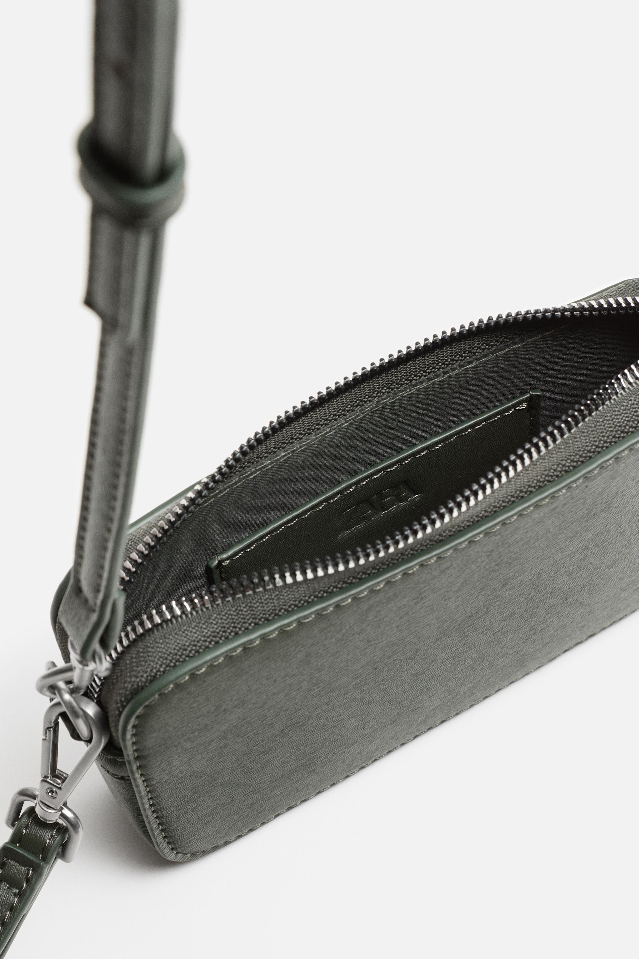 TEXTURED CROSSBODY BAG Product Image