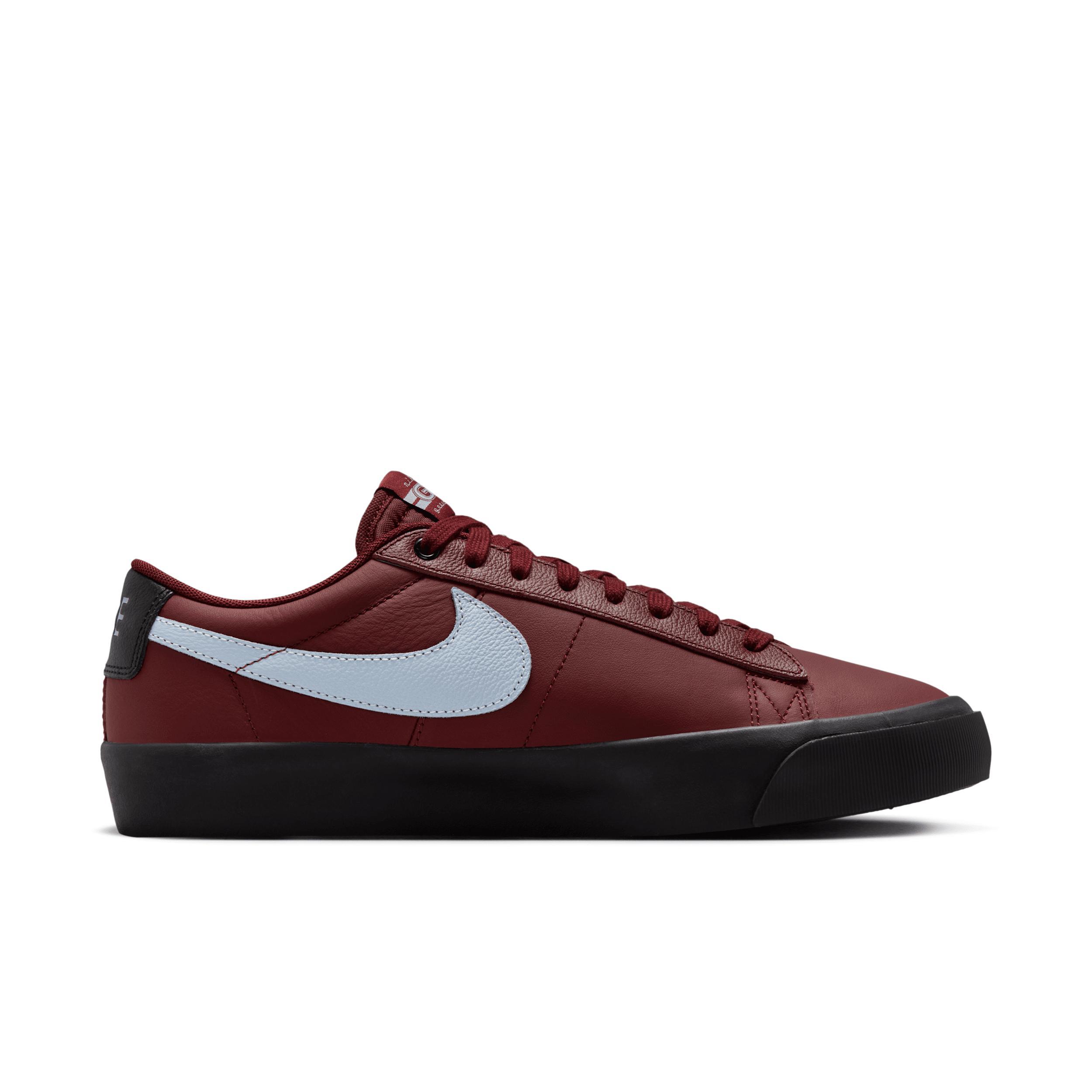 Nike SB Blazer Low Pro GT Men's Shoes Product Image