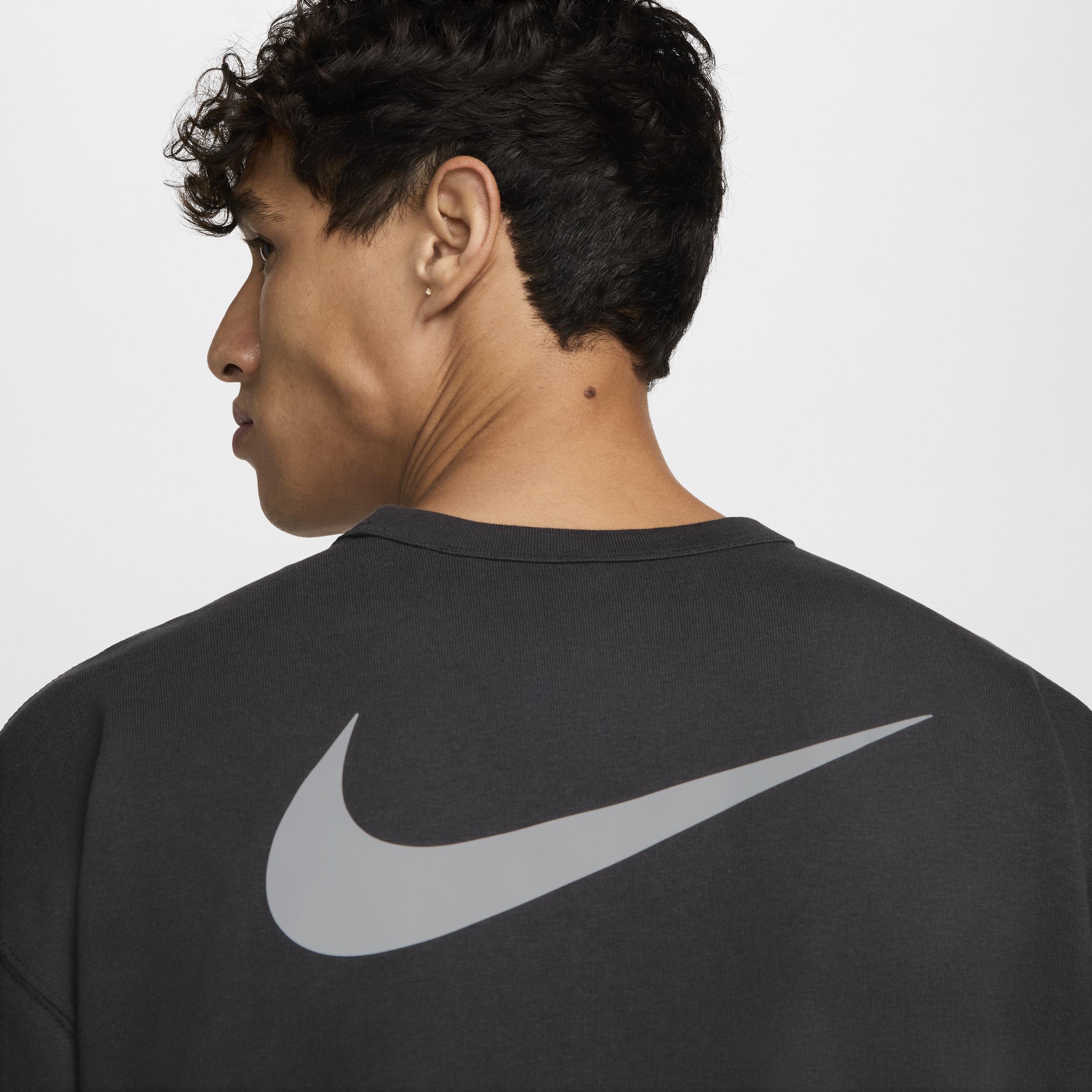 Nike Men's Max90 Basketball T-Shirt Product Image