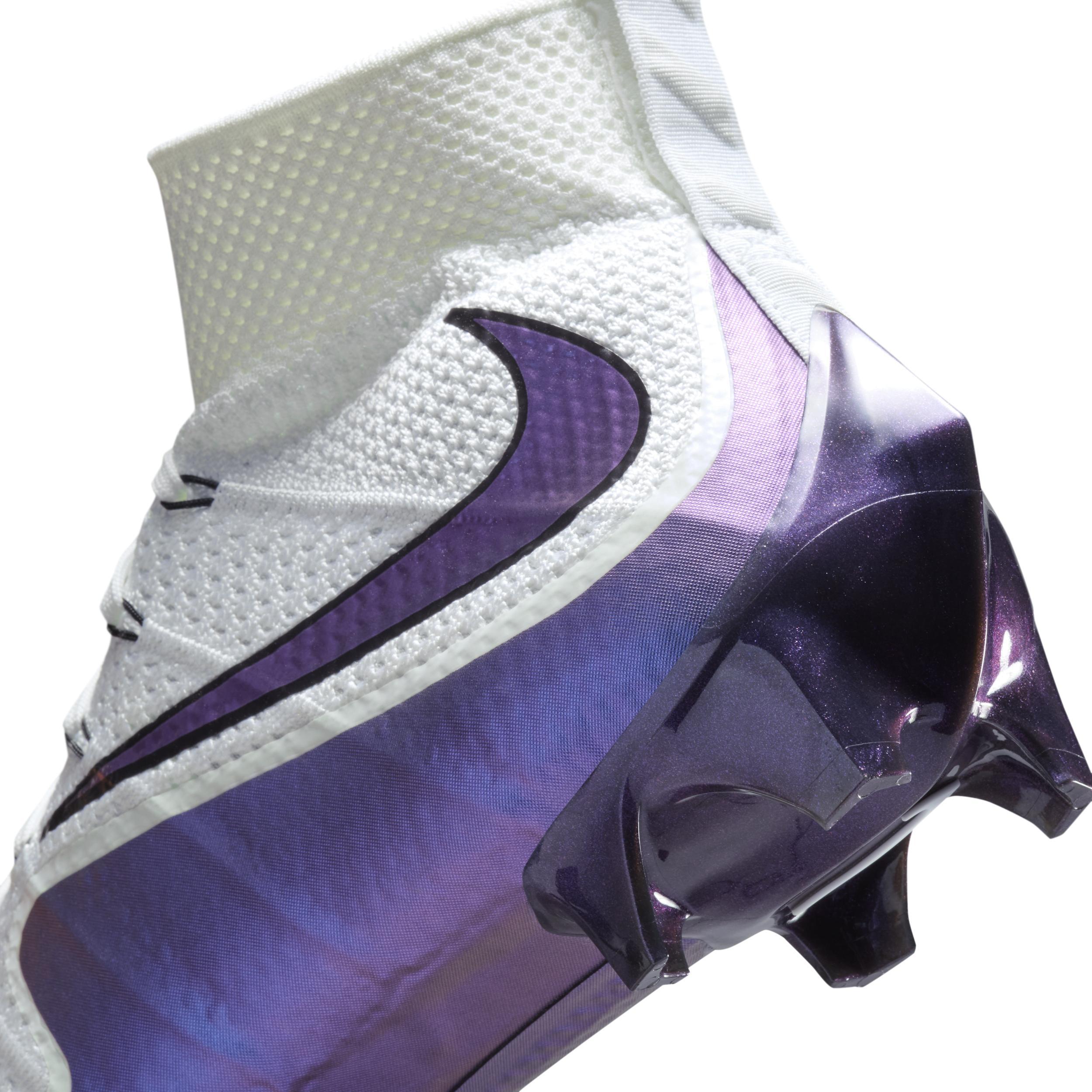 Nike Men's Vapor Edge 360 "Untouchable" Football Cleats Product Image