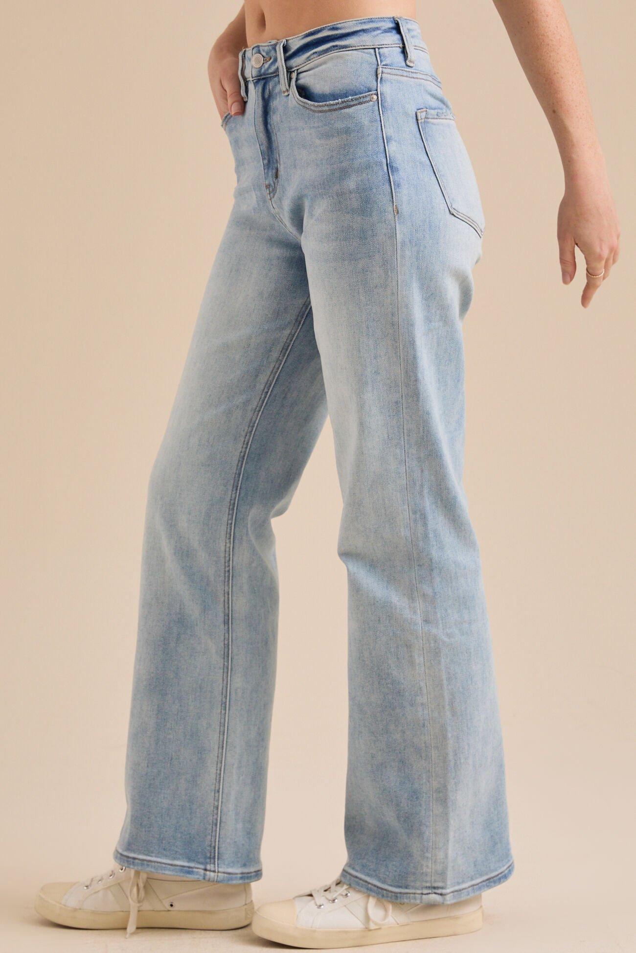 Leila Straight Leg Jeans Product Image