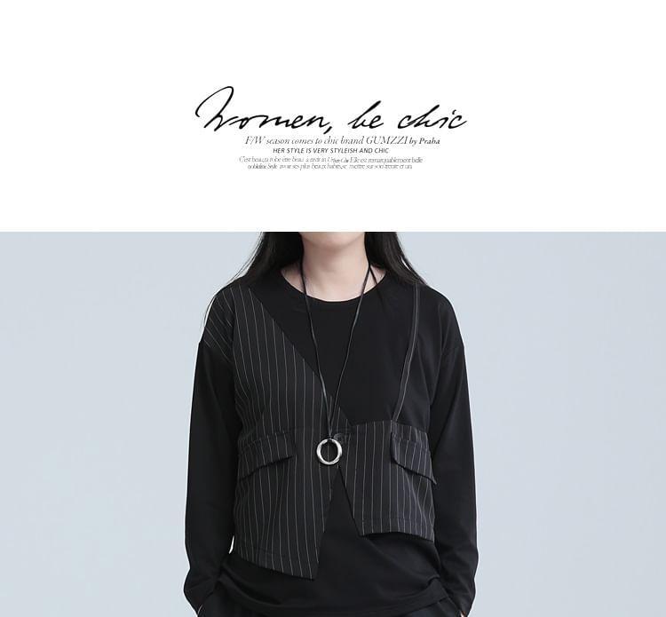 Long-Sleeve Round Neck Plain Striped Panel Tee Product Image