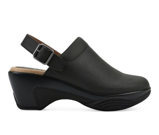 Women's White Mountain Viewable Clogs Product Image