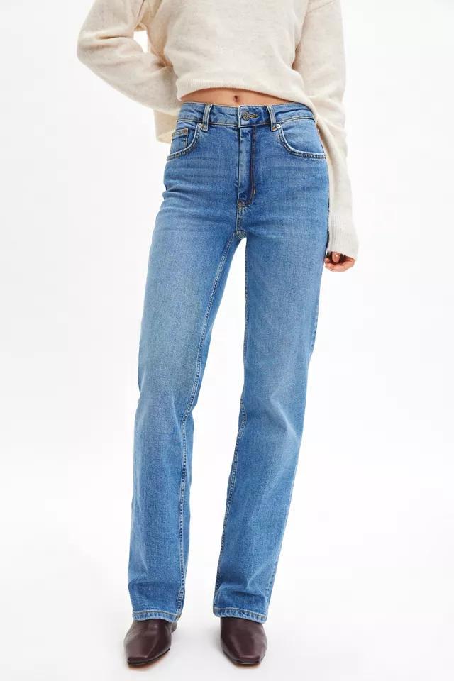 BDG Jade Mid-Rise Bootcut Jean Product Image