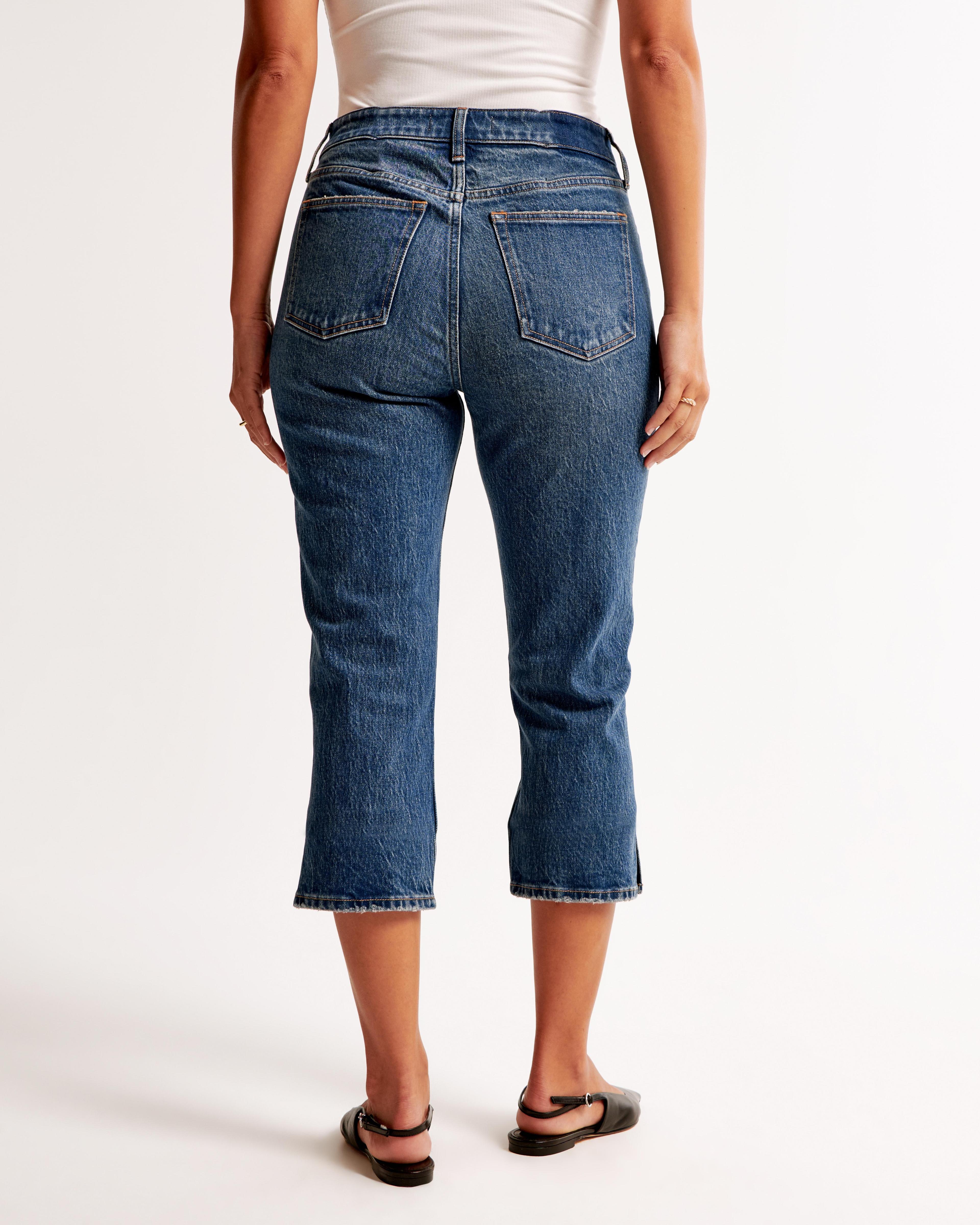 Curve Love Mid Rise Capri Jean Product Image