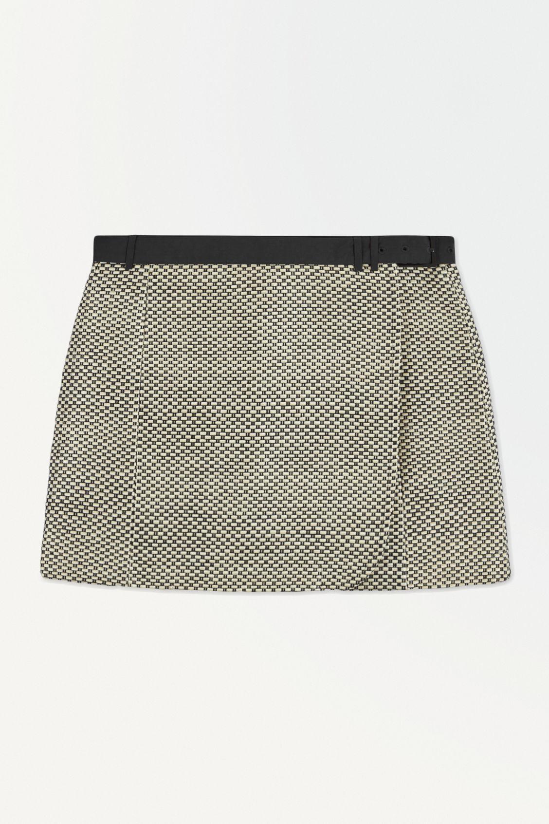 THE BELTED RAFFIA MINI SKIRT Product Image