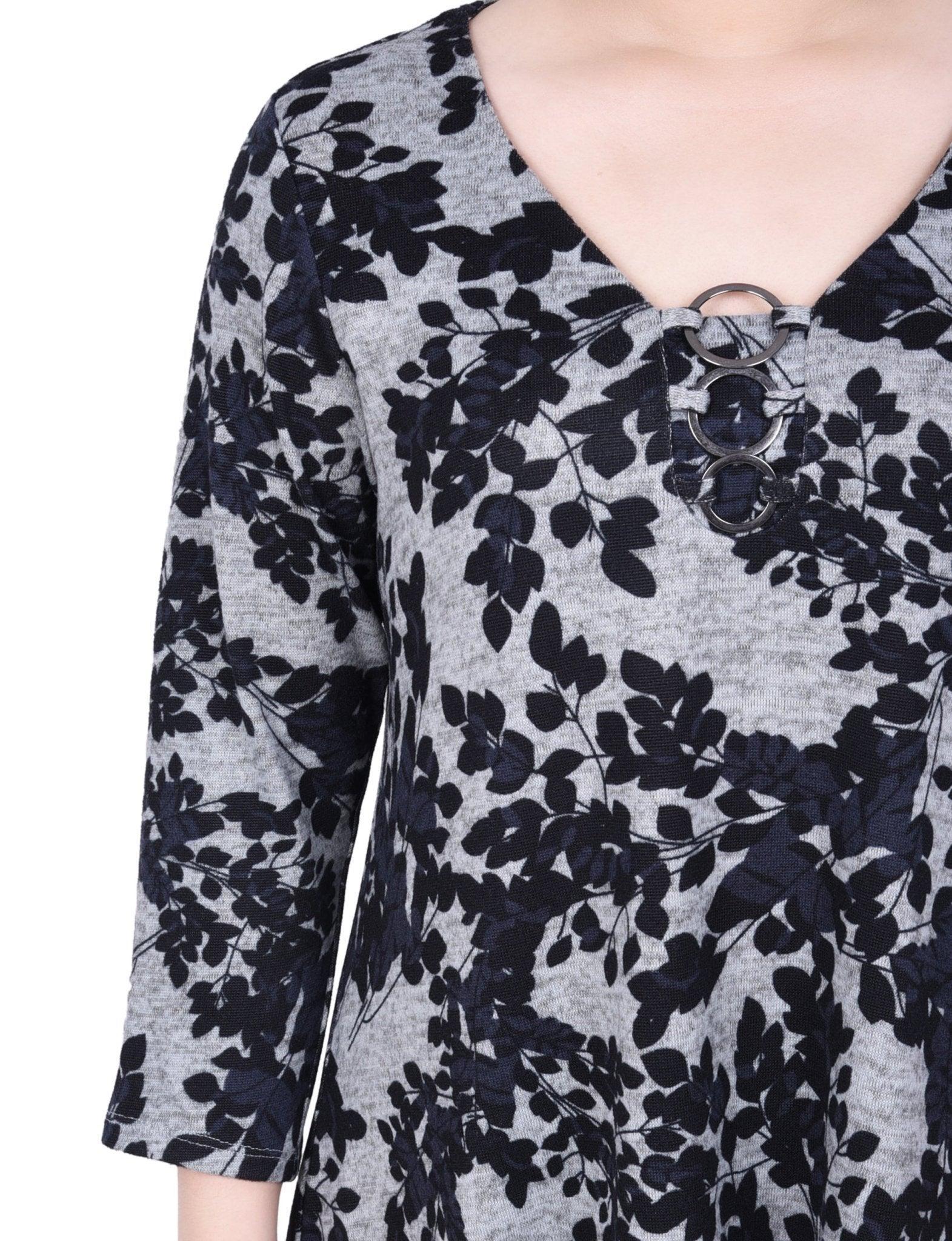 3/4 Length Sleeve 3-Ring Top - Petite Product Image