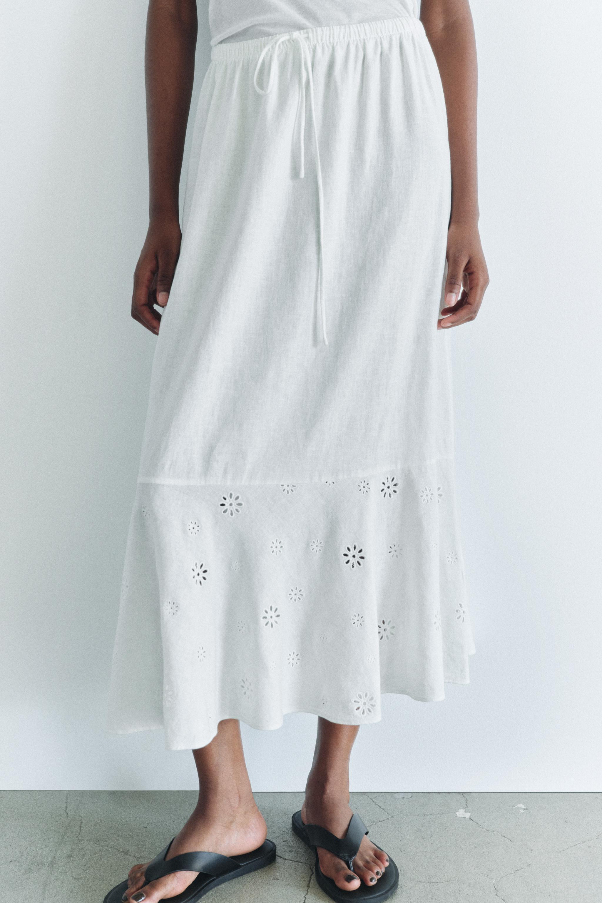 EMBROIDERED LINEN BLEND SKIRT ZW COLLECTION Product Image