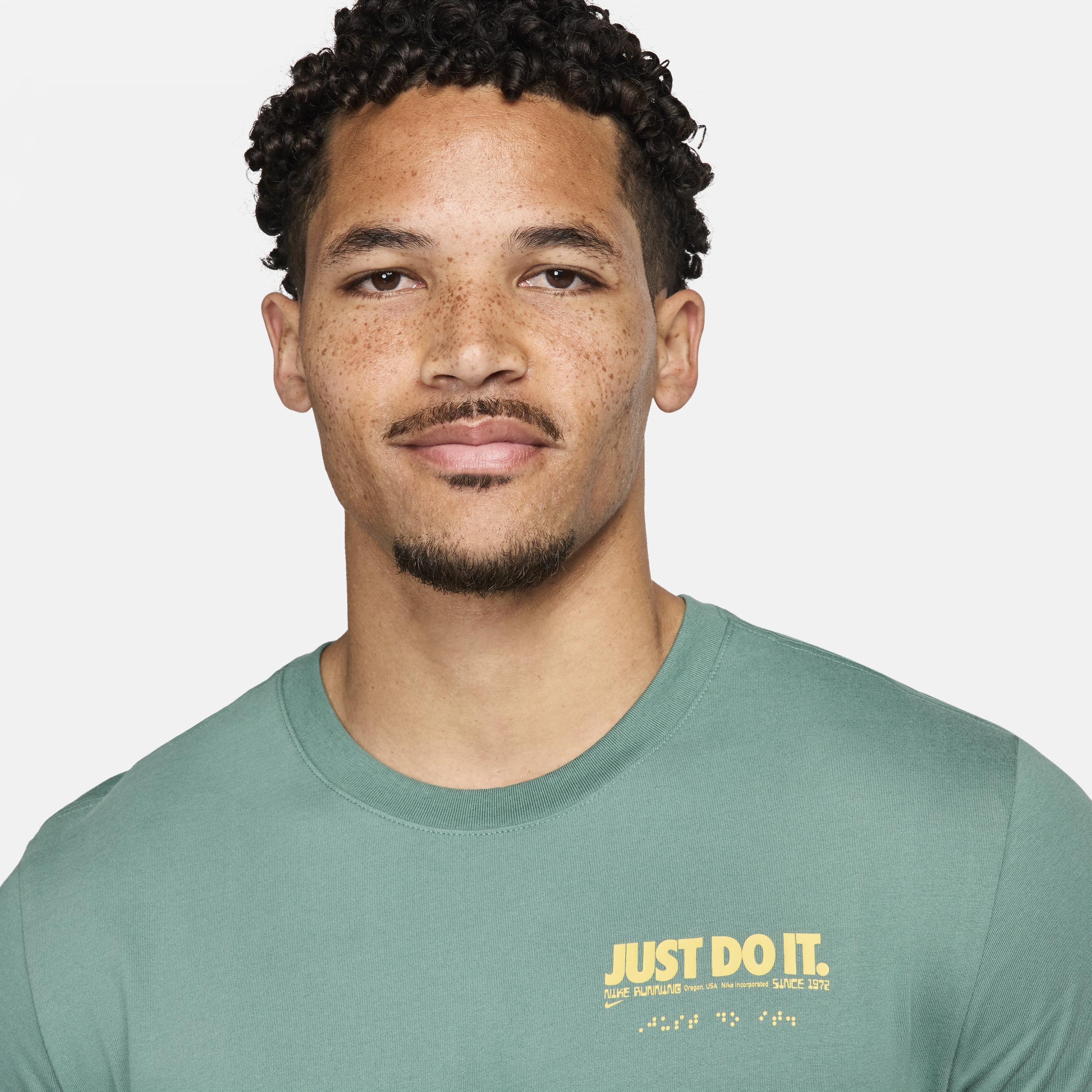 Nike Men's Dri-FIT Running T-Shirt Product Image