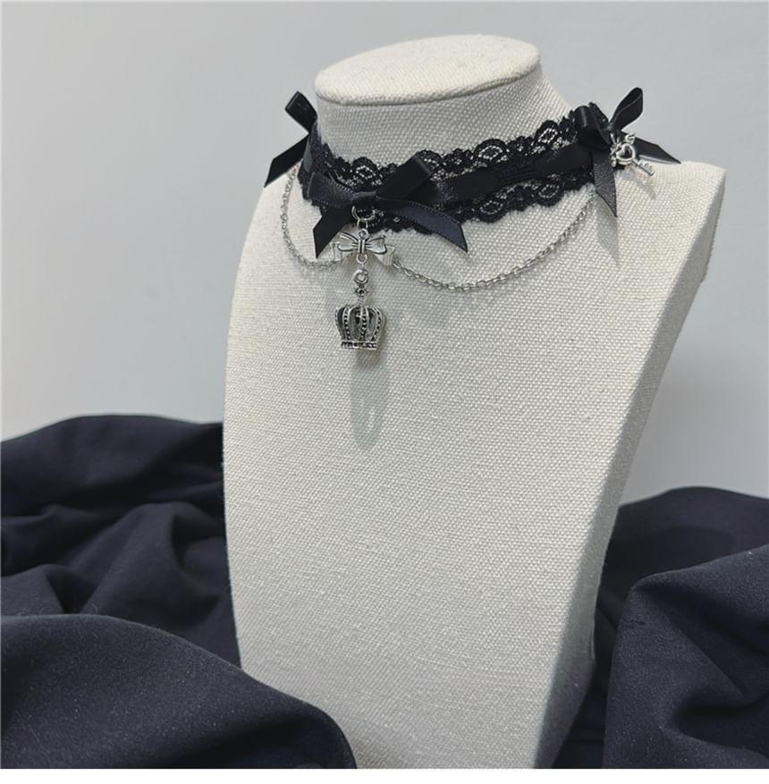 Crown Lace Choker Product Image