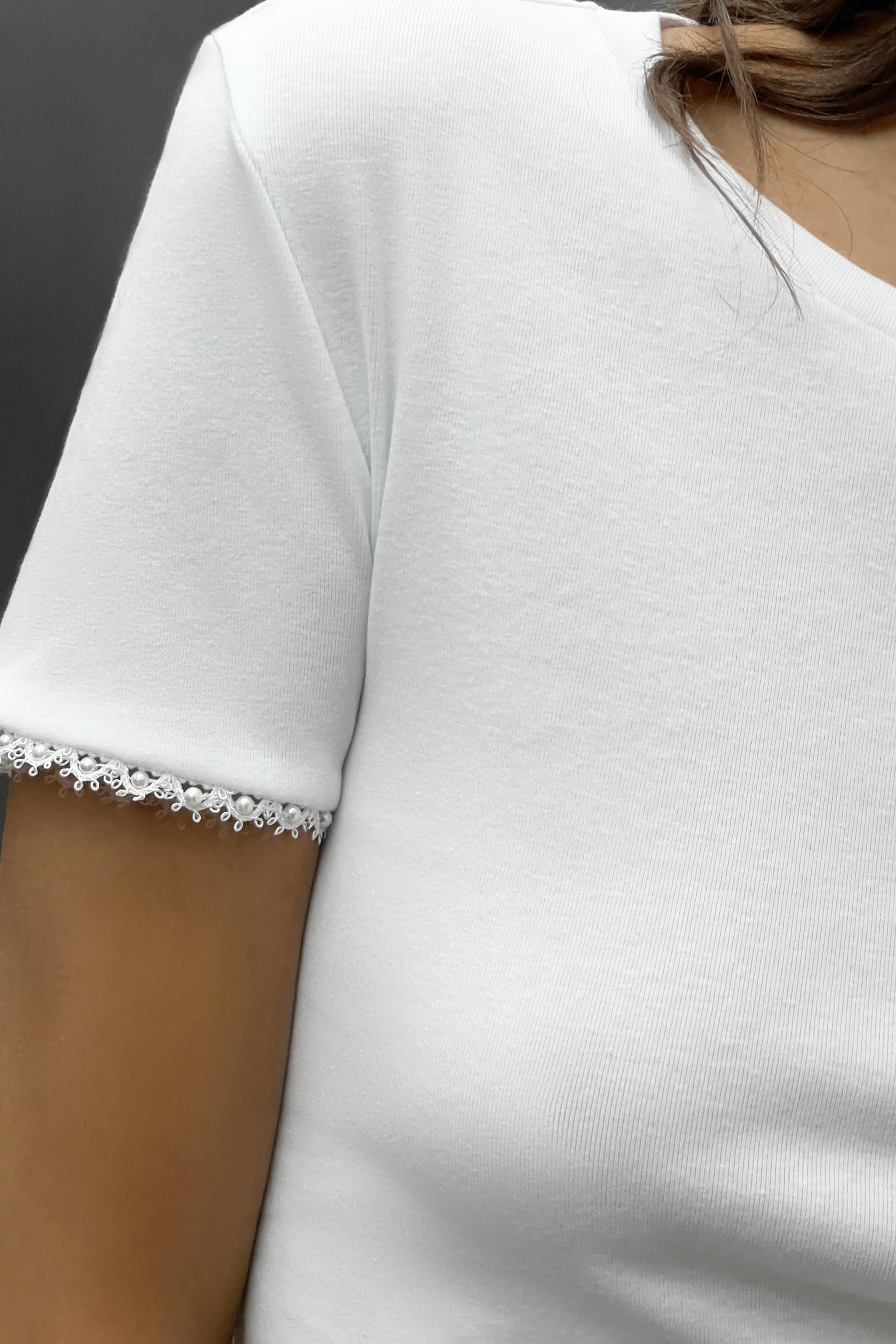 SHORT SLEEVE PEARL T-SHIRT Product Image