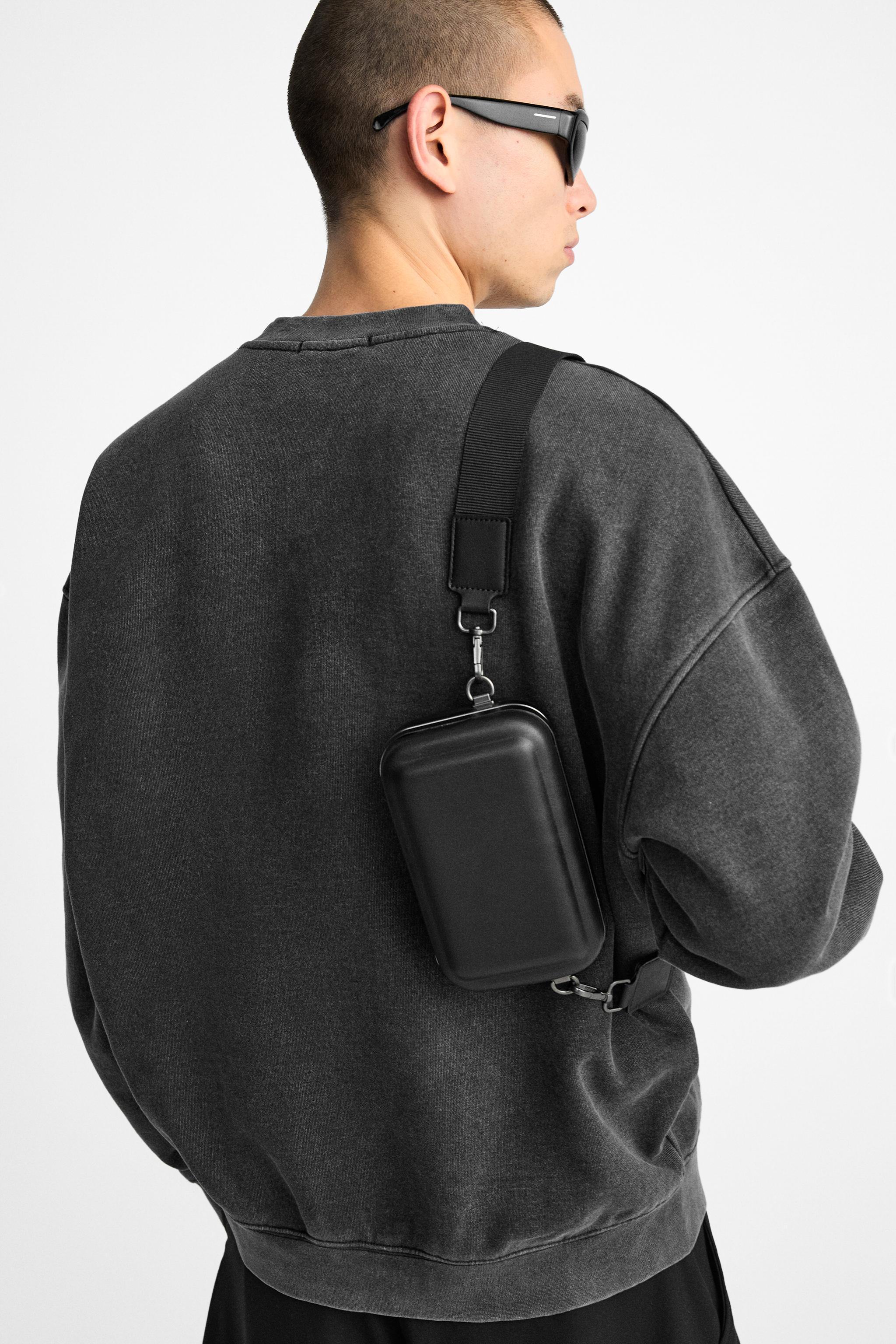 RIGID CROSSBODY BAG Product Image