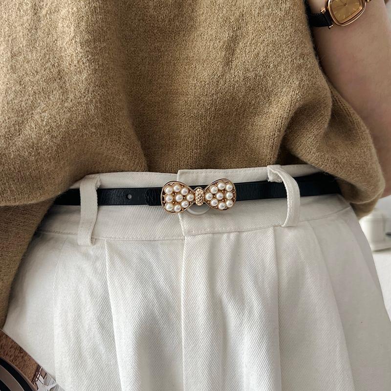 Faux Pearl Bow Buckle Belt Product Image