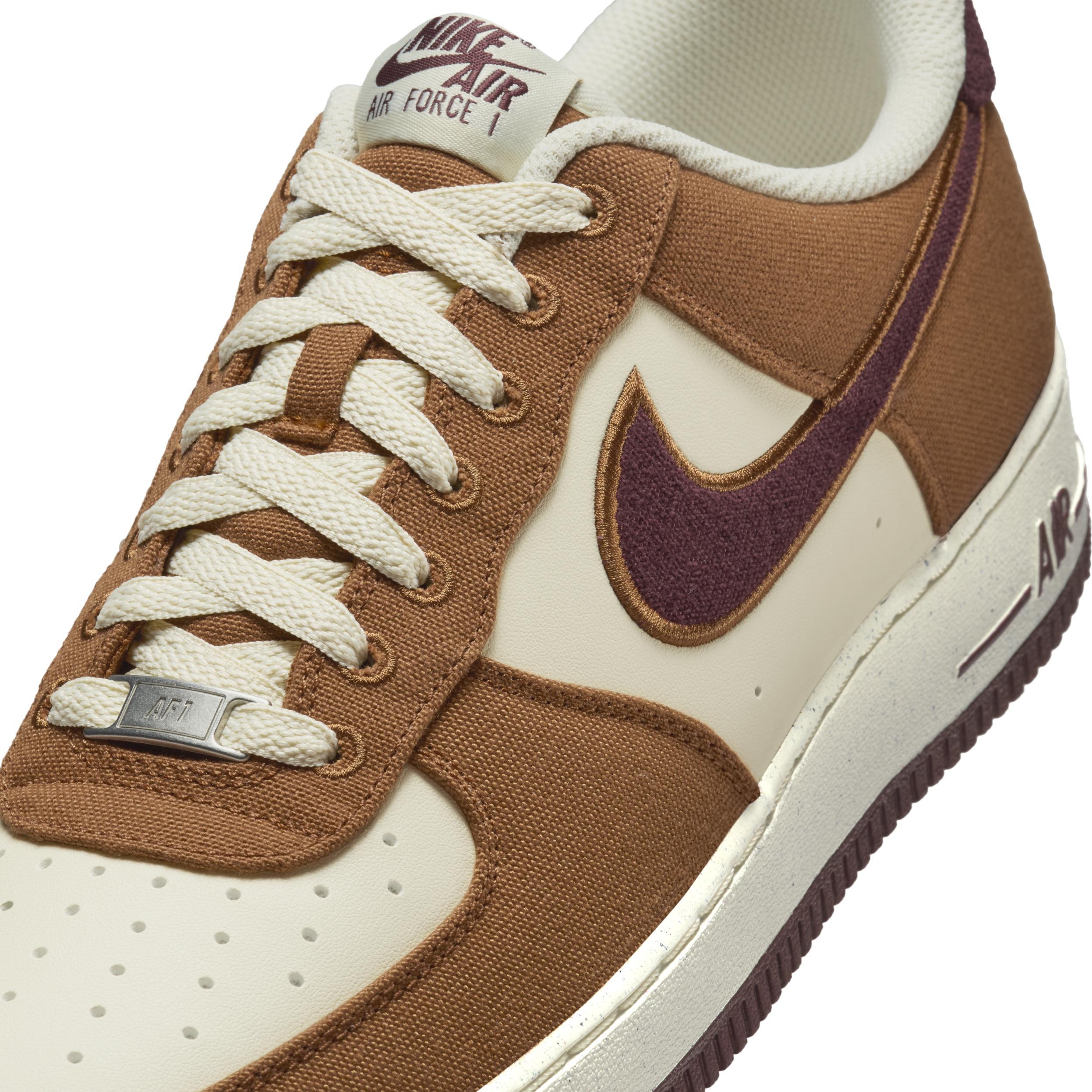 Nike Men's Air Force 1 '07 LV8 Shoes Product Image