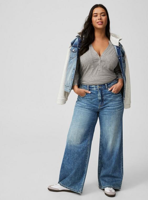 High-Rise Baggy Wide Leg Denim Jean Product Image