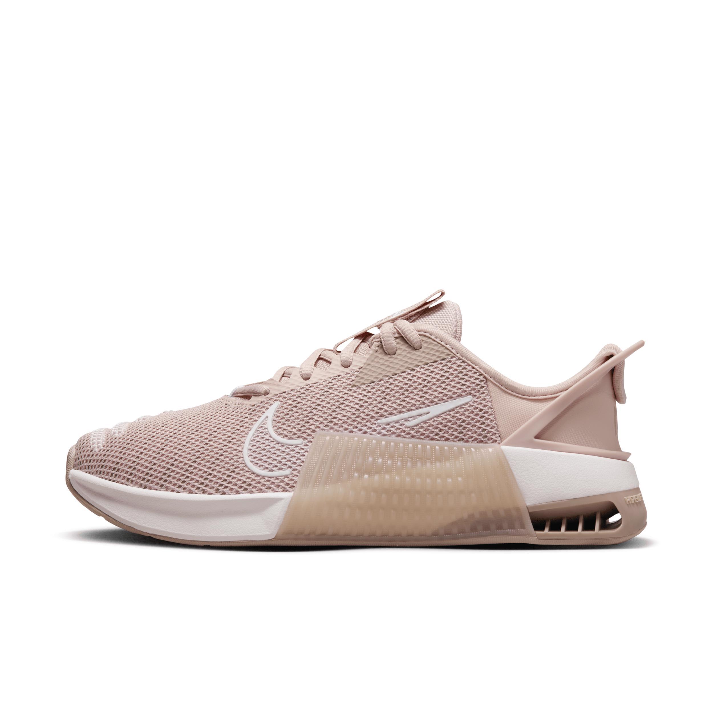 Nike Women's Metcon 9 EasyOn Workout Shoes Product Image