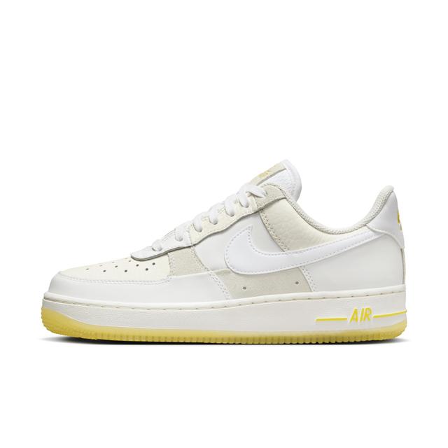 Nike Women's Air Force 1 '07 Low Shoes Product Image