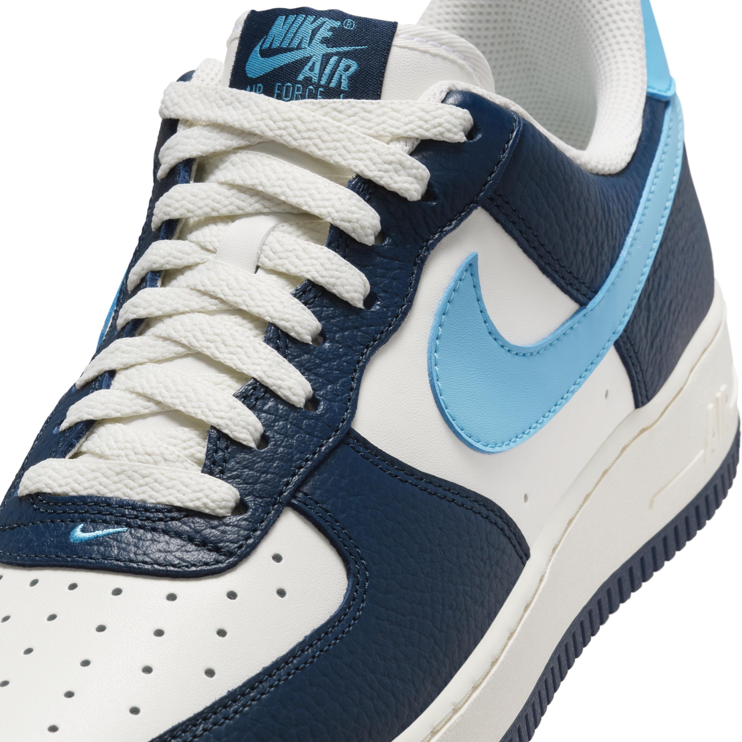 Nike Men's Air Force 1 '07 Shoes Product Image