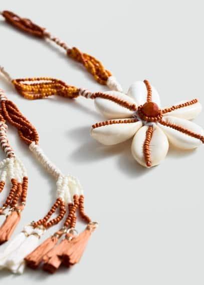 Shells bead necklace - Women | MANGO USA Product Image