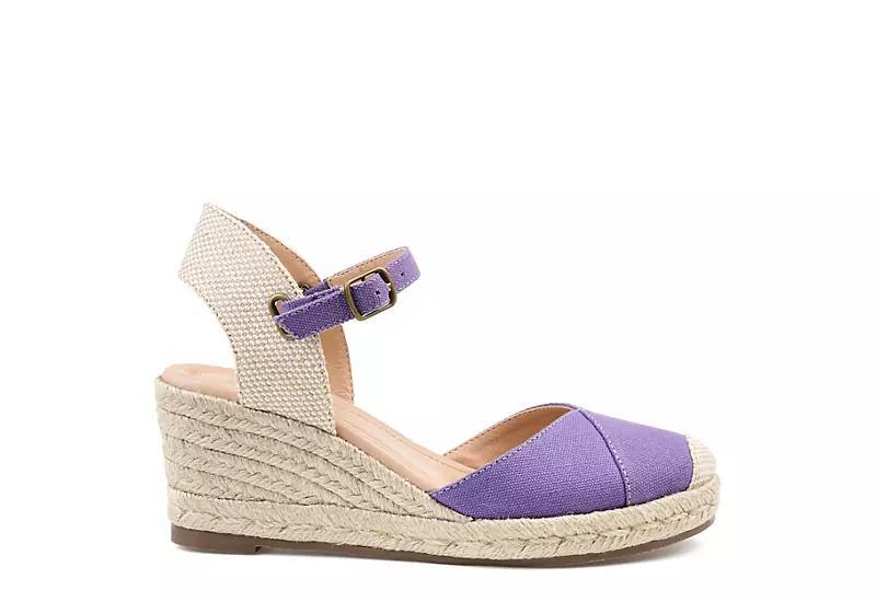 Journee Collection Womens Ashlyn Wedge Sandal Product Image